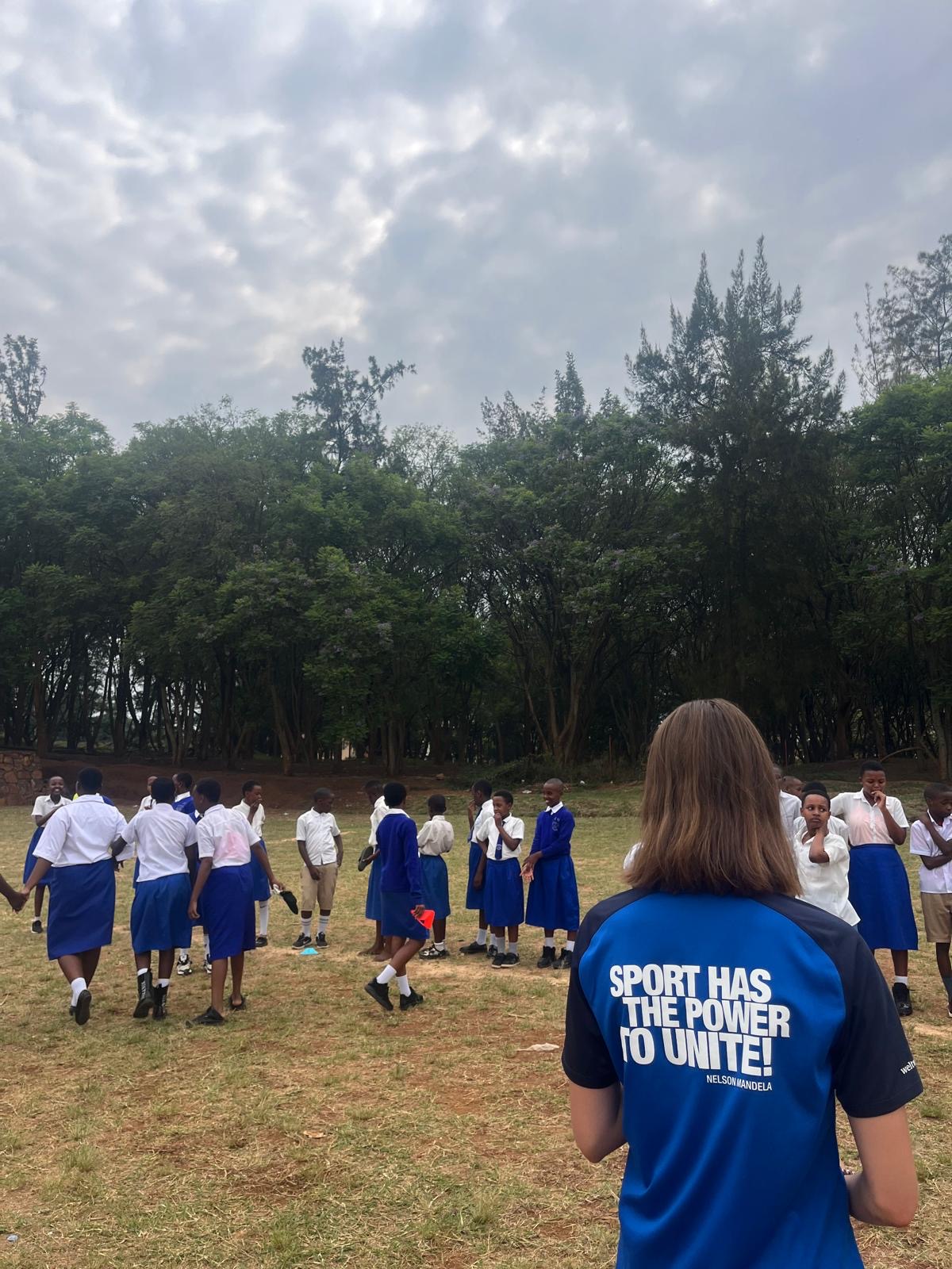 Ich mache ein FSJ in Ruanda, genauer gesagt in Kigali. Wie ich darauf gekommen bin? Was ich dort genau mache? Das alles beantworte ich in meinem ersten Beitrag auf diesem Blog.